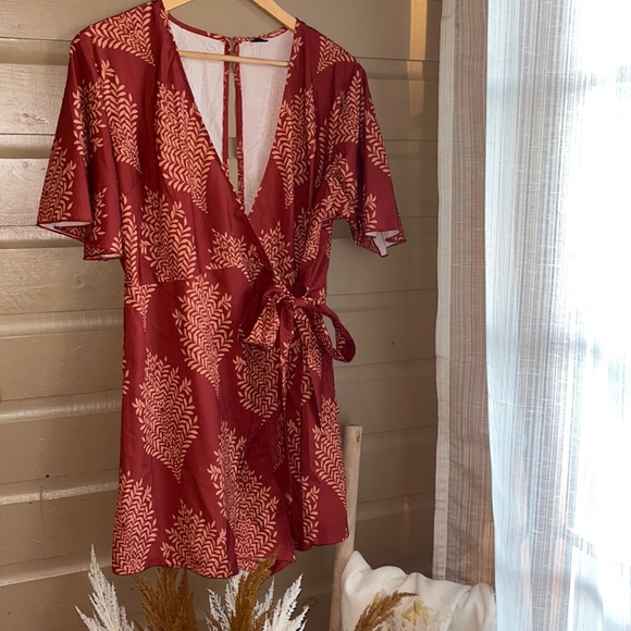 SHEIN ROMPERxBRAND NEW GREAT FOR SUMMER 🌞 - Picture 1 of 3